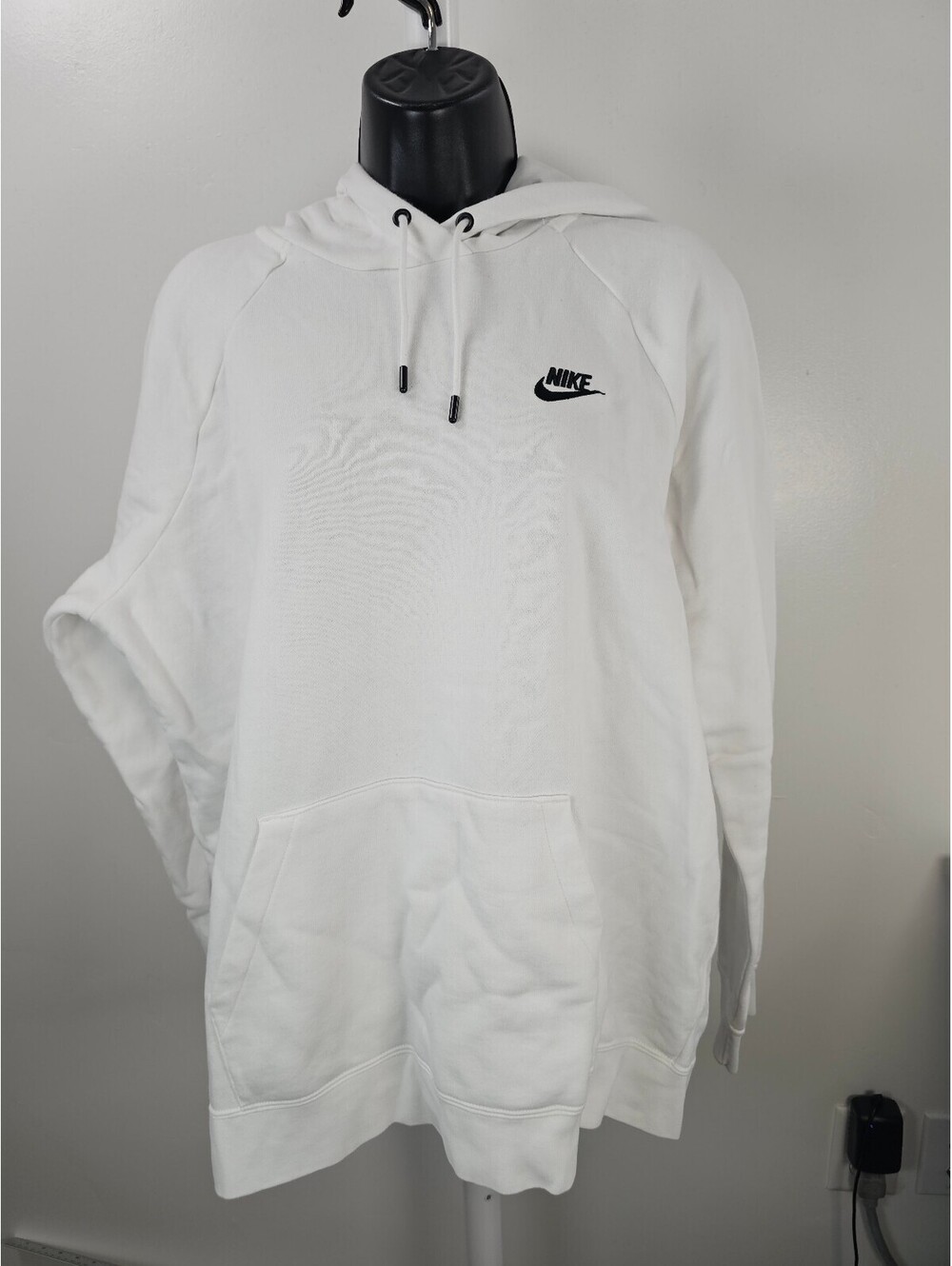 Nike White Pullover Hoodie Sweatshirt with Black Logo